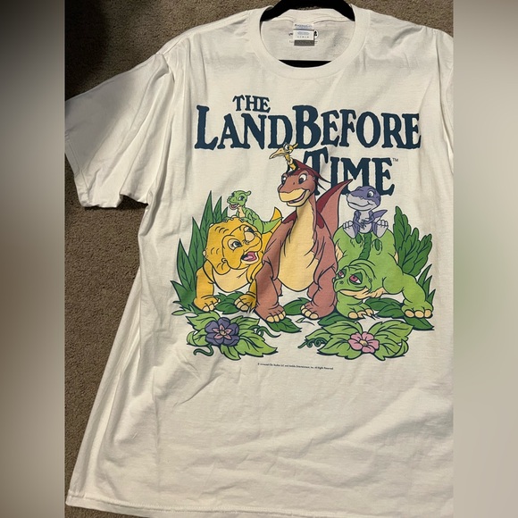 Tops - Land before time T-shirt